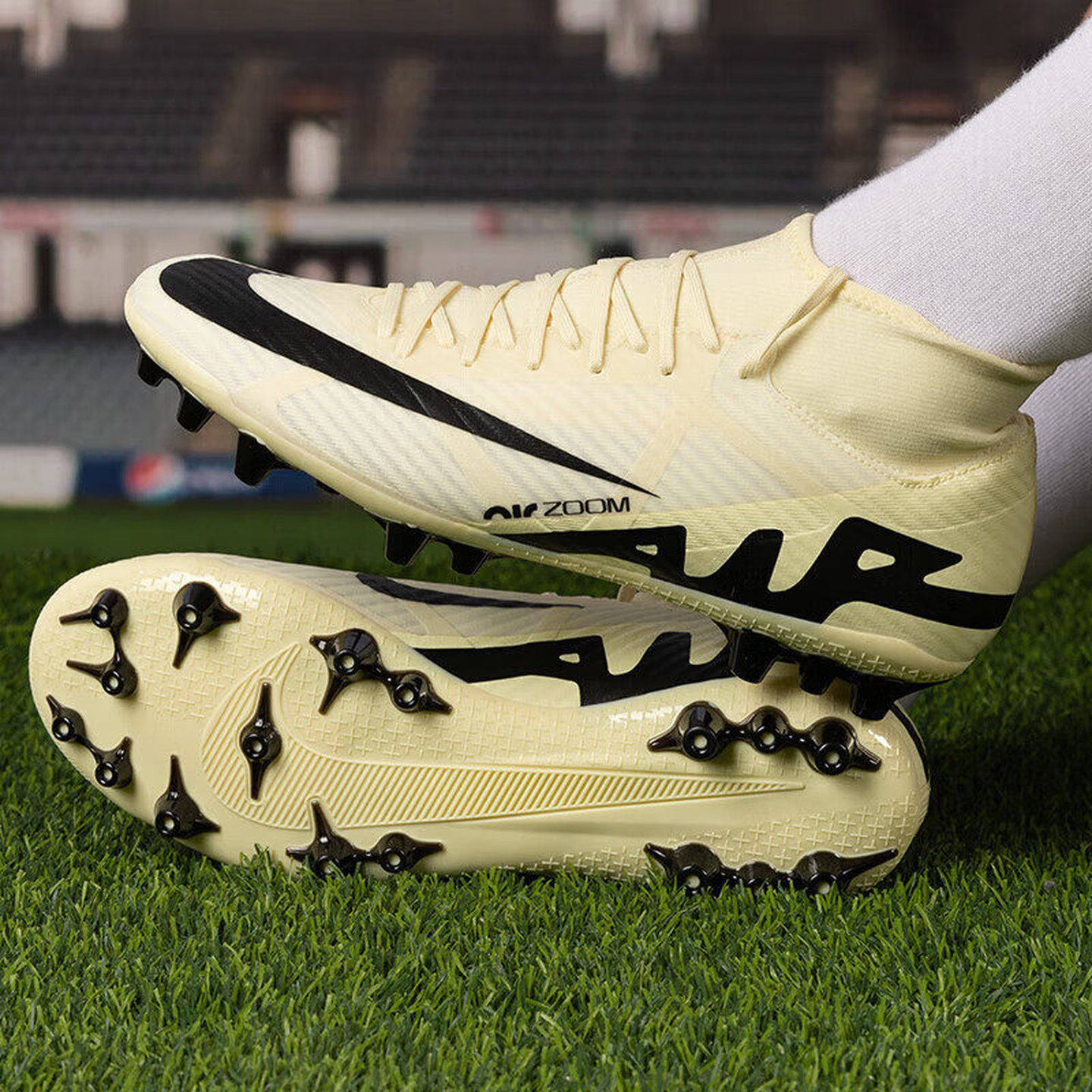 Nike耐克天朗足球刺客15男子高帮中端人草AG短钉专业足球鞋DJ5622