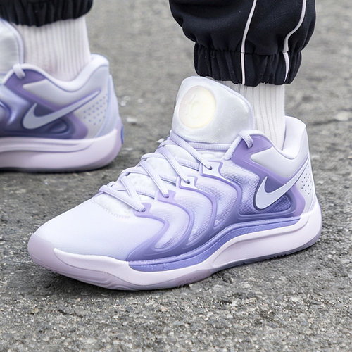 Nike耐克男子实战训练运动篮球鞋