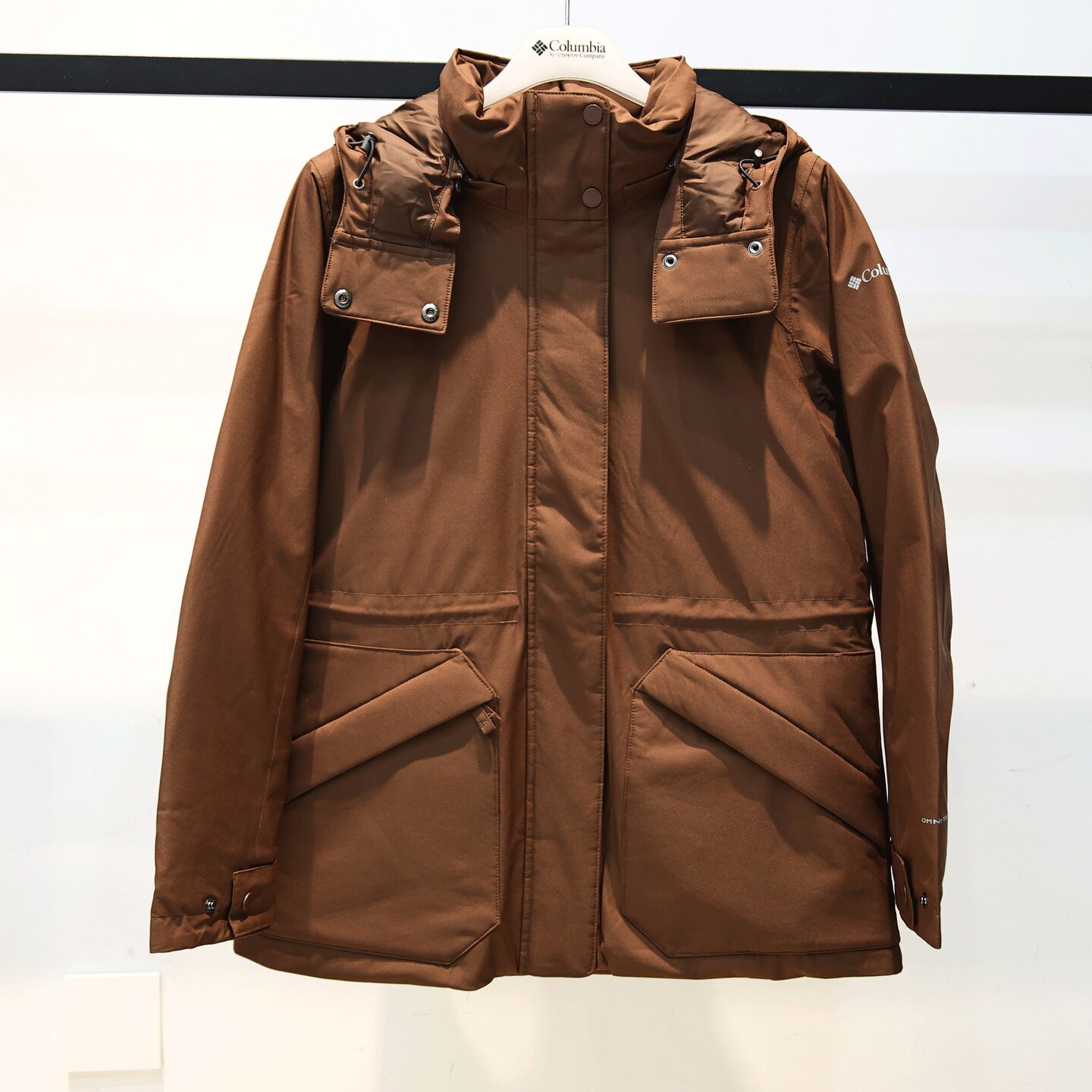 Columbia哥伦比亚羽绒服女25秋冬款户外金点600蓬鹅绒外套XR2474