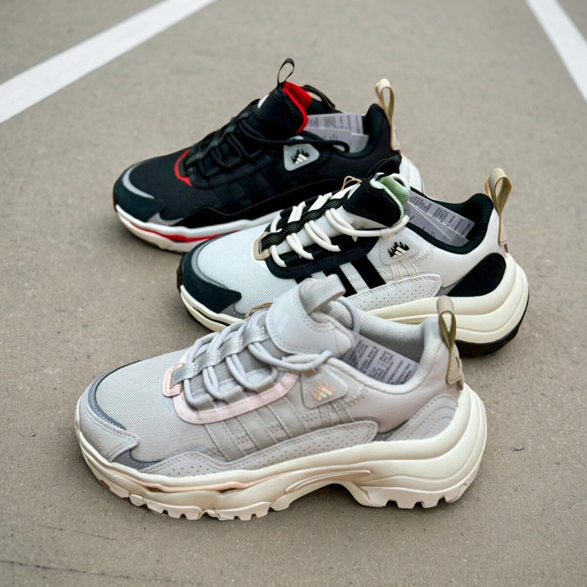 Adidas阿迪达斯新款中性老爹鞋