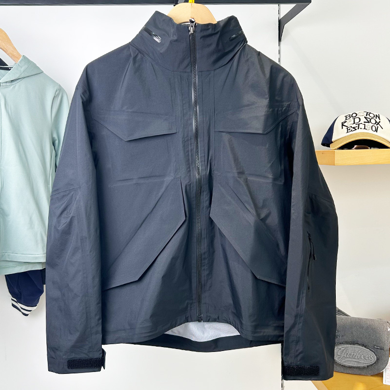 安德玛UA男子连帽防风夹克外套