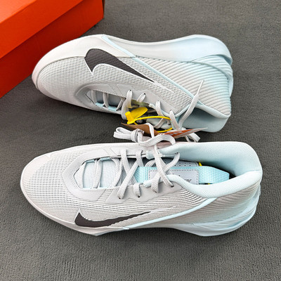 25新款Nike耐克男子抗扭篮球鞋