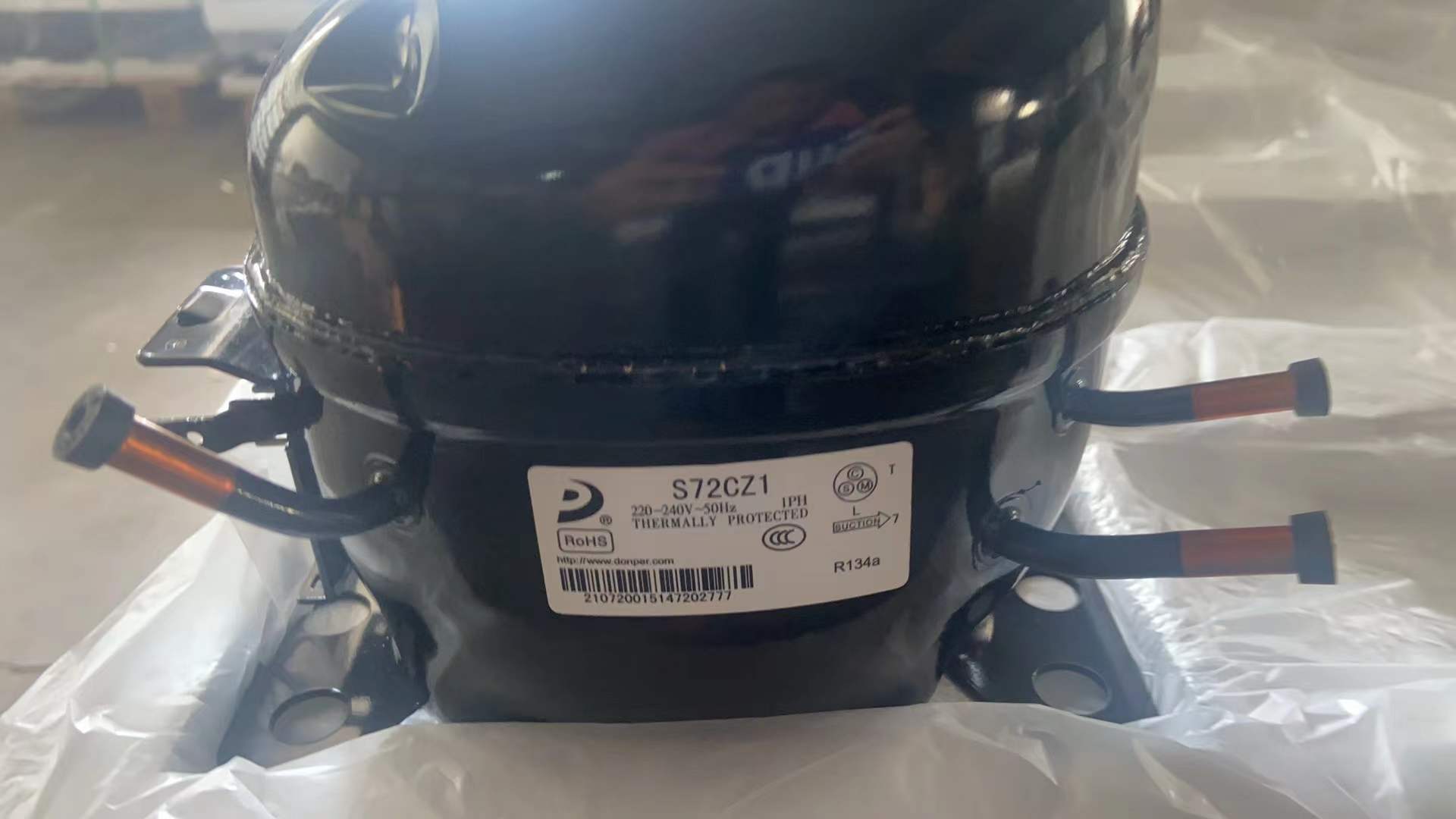 全新原装东贝冷柜压缩机R134a L65K375 K325L72L76K270CZK230