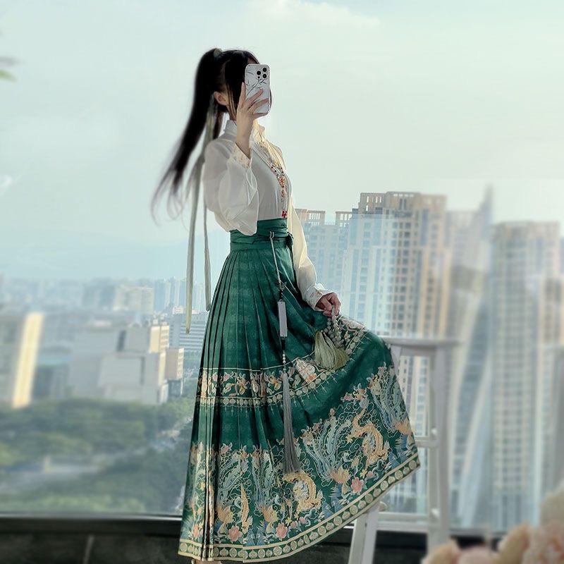 马面裙套装新中式红色敬酒服国风飞机袖立领原创明制汉服女成人款