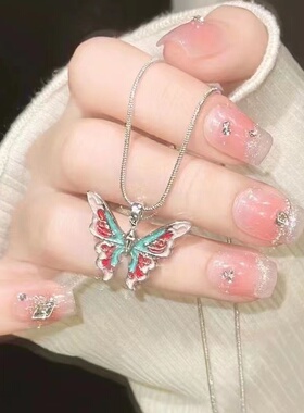 幻彩蝴蝶项链 梦幻仙境浮雕金属蝴蝶锁骨链女ins小众感颈链潮