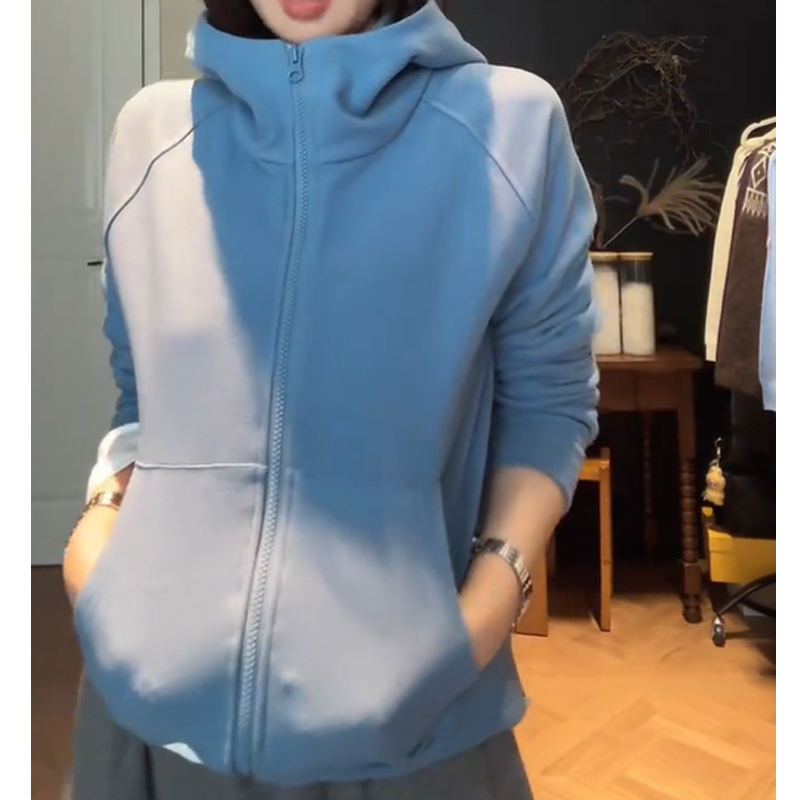 浅蓝色连帽卫衣女秋冬季百搭休闲