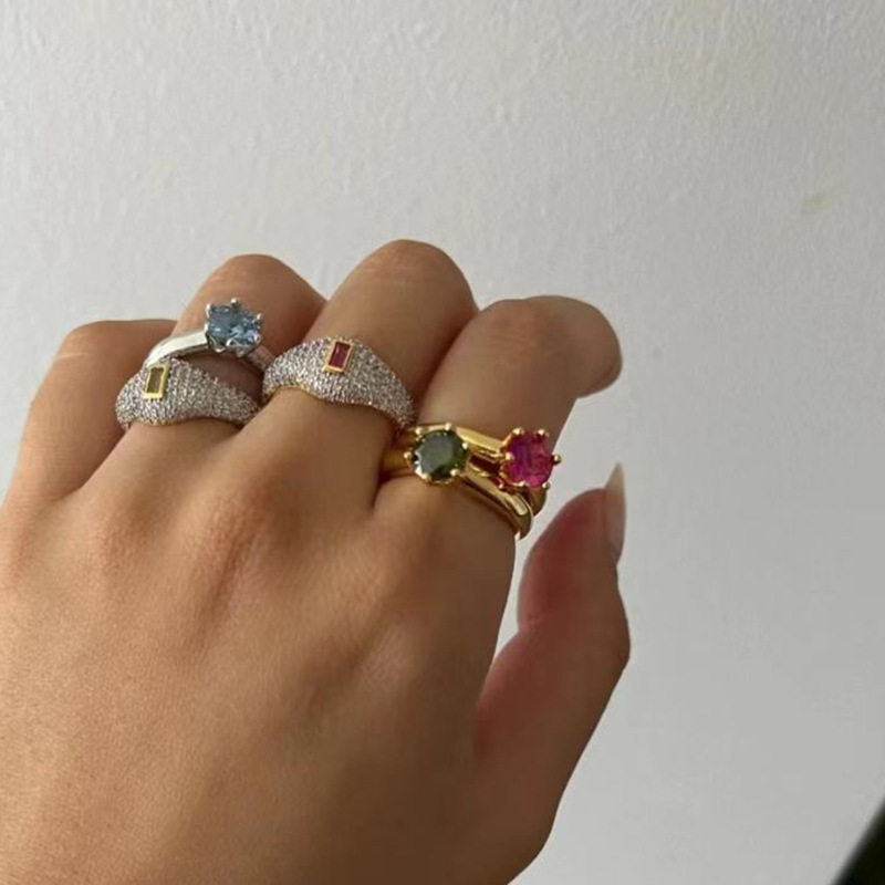 日系TopWhit六抓 一克拉 彩钻 戒指 浅绿 深蓝 红色 钛钢电镀18k