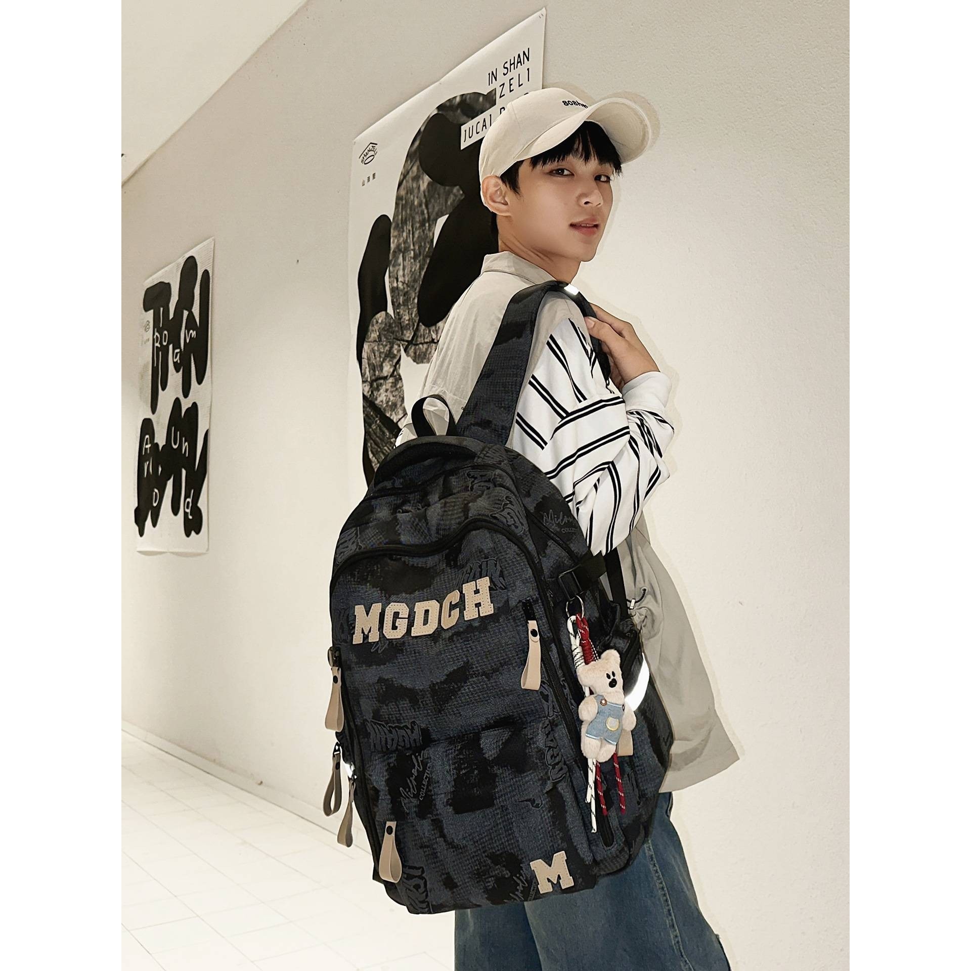 官方正品2025新款书包男初中生高中学生双肩包女结实耐用大容量高