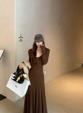 2025新款复古优雅风V领长袖针织裙女秋冬百搭收腰长款鱼尾连衣裙