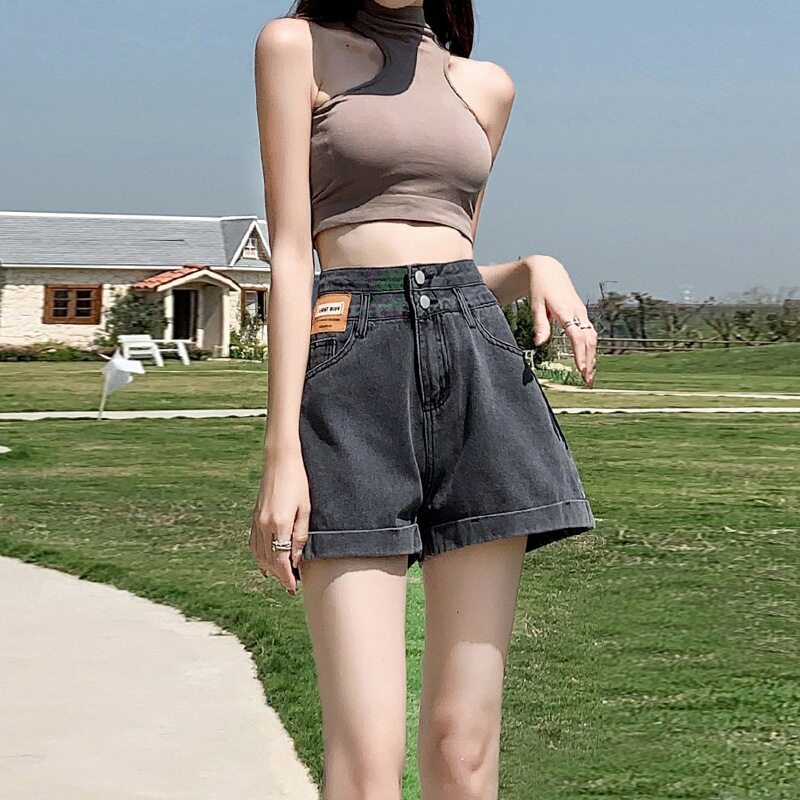womenclothes贴标牛仔短