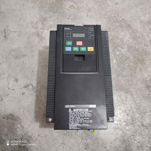 可维修/，2.2KW 220V，，欧姆龙日立变频器