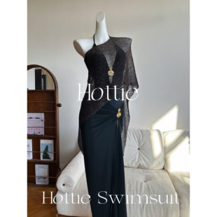 黑色气质泳装 2026新款 性感风不对称斜肩连体泳衣女透视网纱罩衫