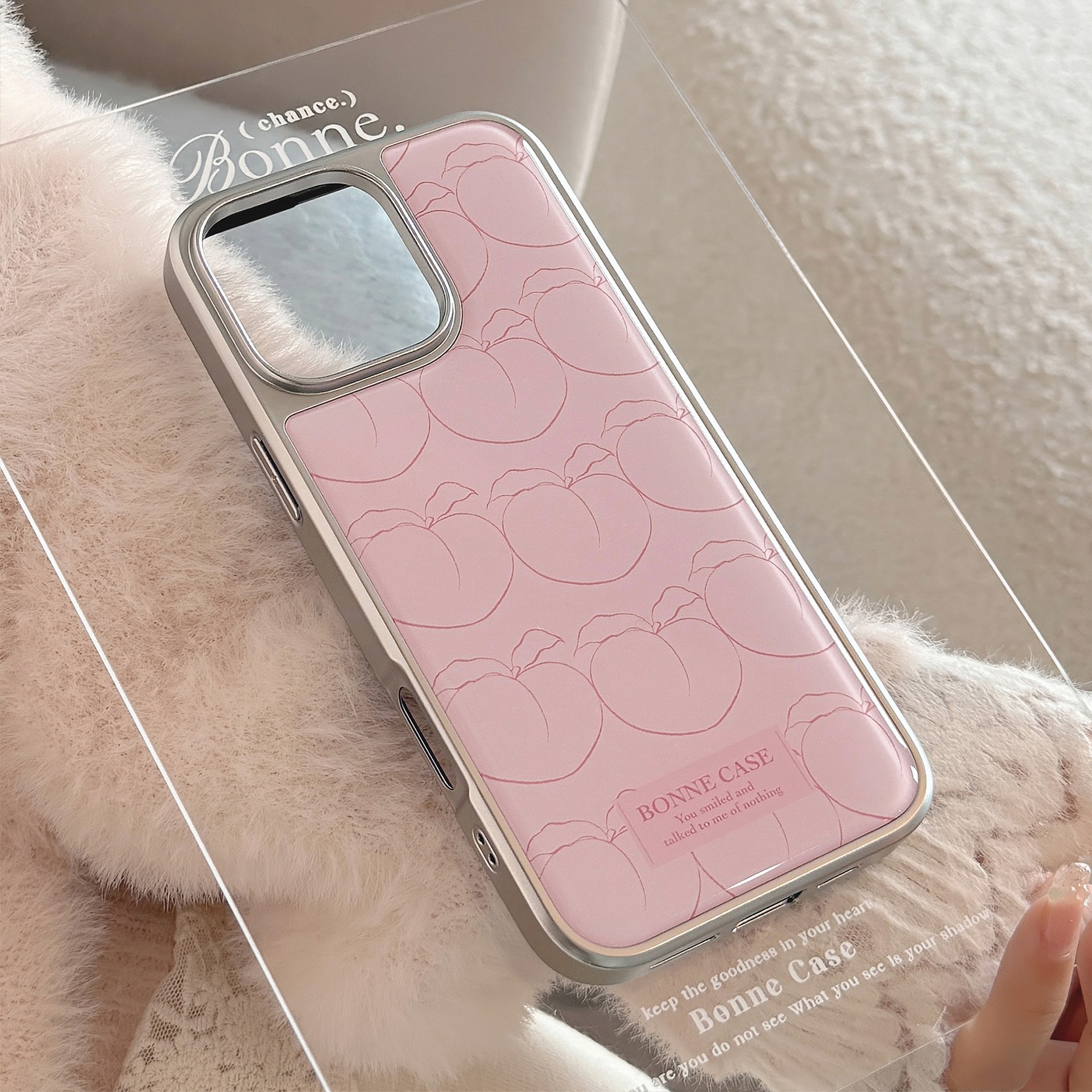 ins线条水蜜桃用16苹果15pro max手机壳iphone14滴胶13代发15甜美