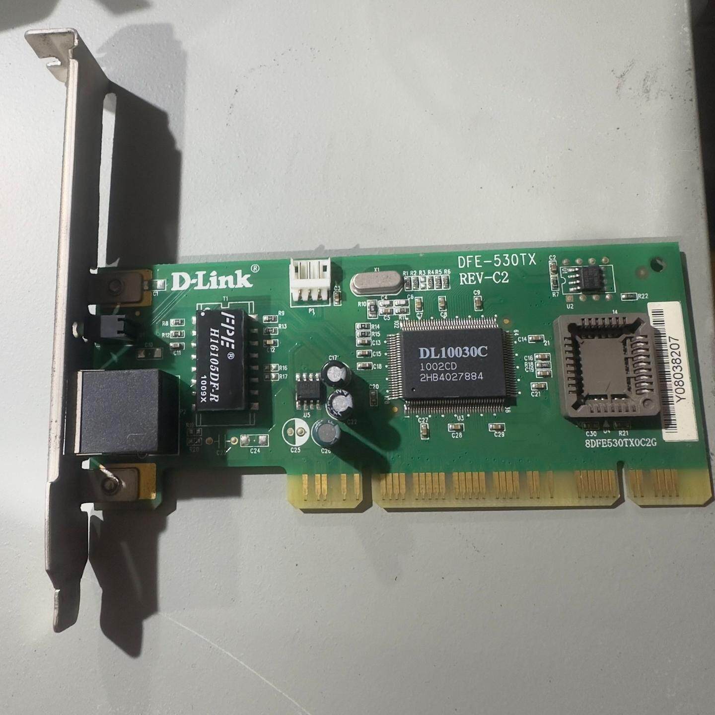 D-Link DFE-530TX网卡 型号为REV-C2