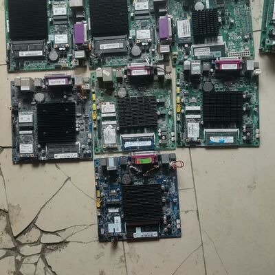 拆机主板 J1800DL有俩张