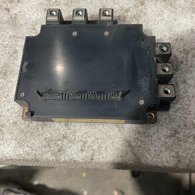 模块 PM100CLA120 拆机 完好。