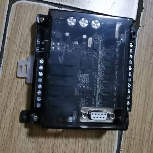 FX2N 16MR 龙继电器 10进6出继电器带 R