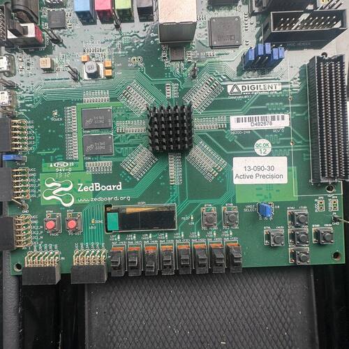 拆机Digilent ZedBoard开发板 型号Act