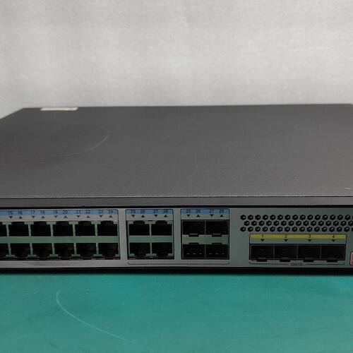 S5720-36C-EI三层交换机 28个千兆电口+4个