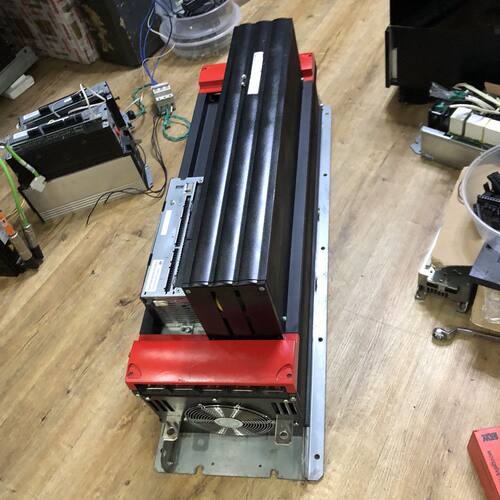 sew变频器MDX61B1100-503-4-0T冲新成色