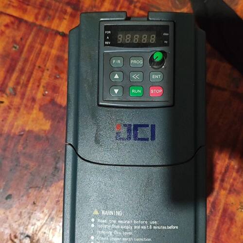 久川变频器JC02R2A4-V1.02.2KW380