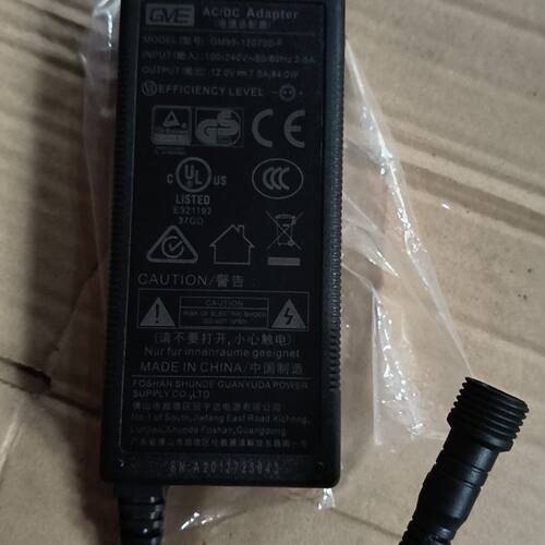 GM95-120700-F冠宇达12v7a适配器只有几