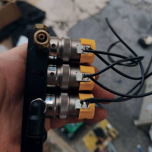 美国Clippard电磁阀组 型号ET--12VDC 带