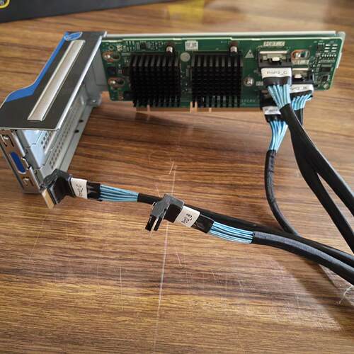 RH2288HV5 NVME接口卡 03024DBB
