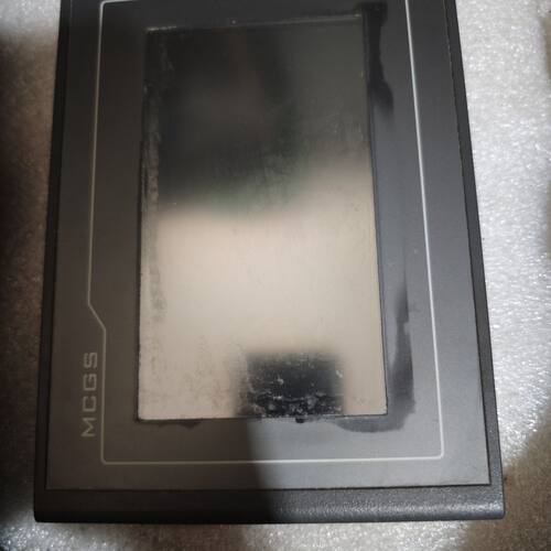 昆仑通态MCGS触摸屏型号TPC7012Et拆机件成色