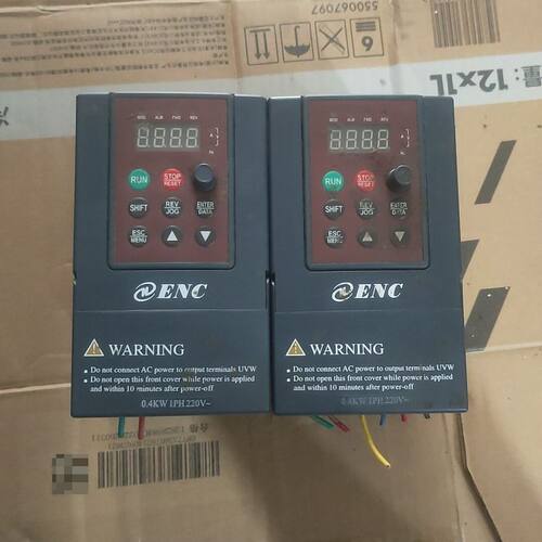易能变频器0.4KW.EDS800-2S0004N