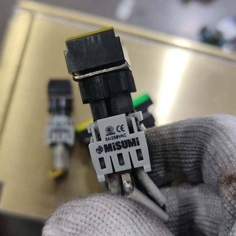拆机日本米斯米方形点触开关 按钮 指示灯 24V LED
