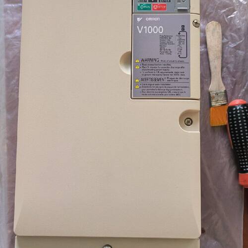 安川V1000变频器/11-15kw-380v电压备用机拆机