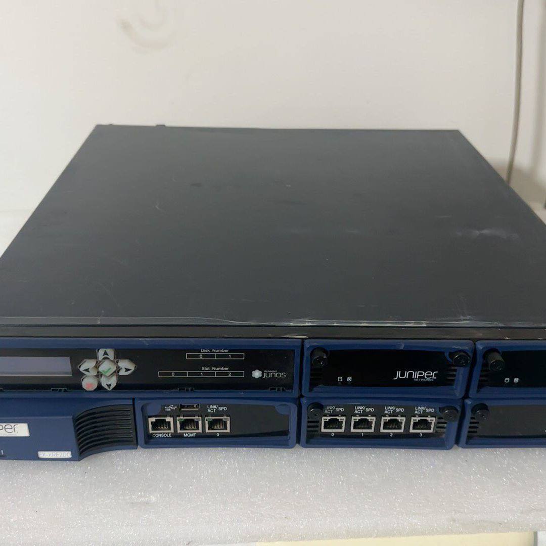 Juniper EX-XRE200防火墙设备 双电源供电 带