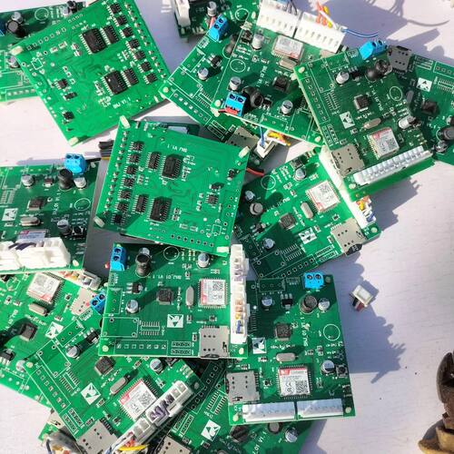 SIM800C模块主板 带 STM32F103芯片 主板后面