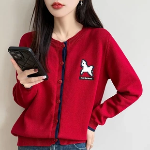 凌冬服装针织开衫红色刺绣圆领毛衣秋冬宽松外搭本名年新年红长袖