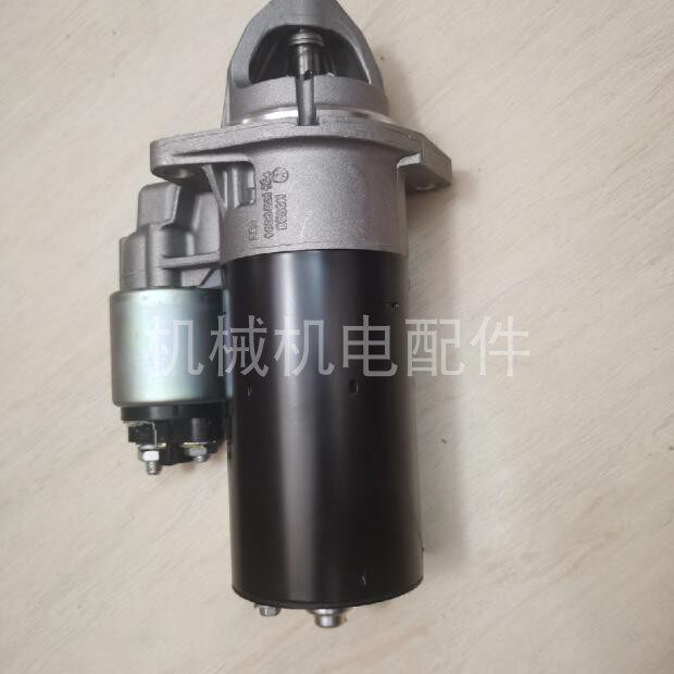 0001115035隆巴蒂尼LOMBARDINI科勒LDW702起动机58402240起动马达 - 实物图