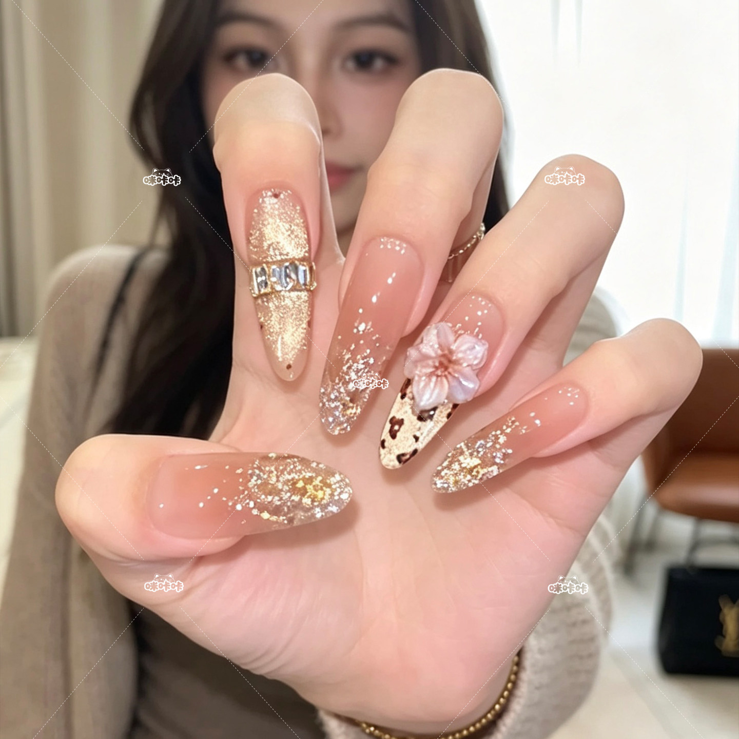 【豹富暴美】秋冬新款中长显肤白爆闪猫眼豹纹雕花美甲手工穿戴甲