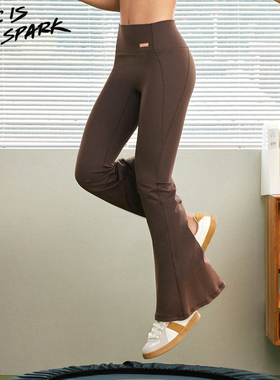 她是火花SIAS 无尴尬线喇叭裤 高腰提臀 修身微喇瑜伽阔腿 秋冬女