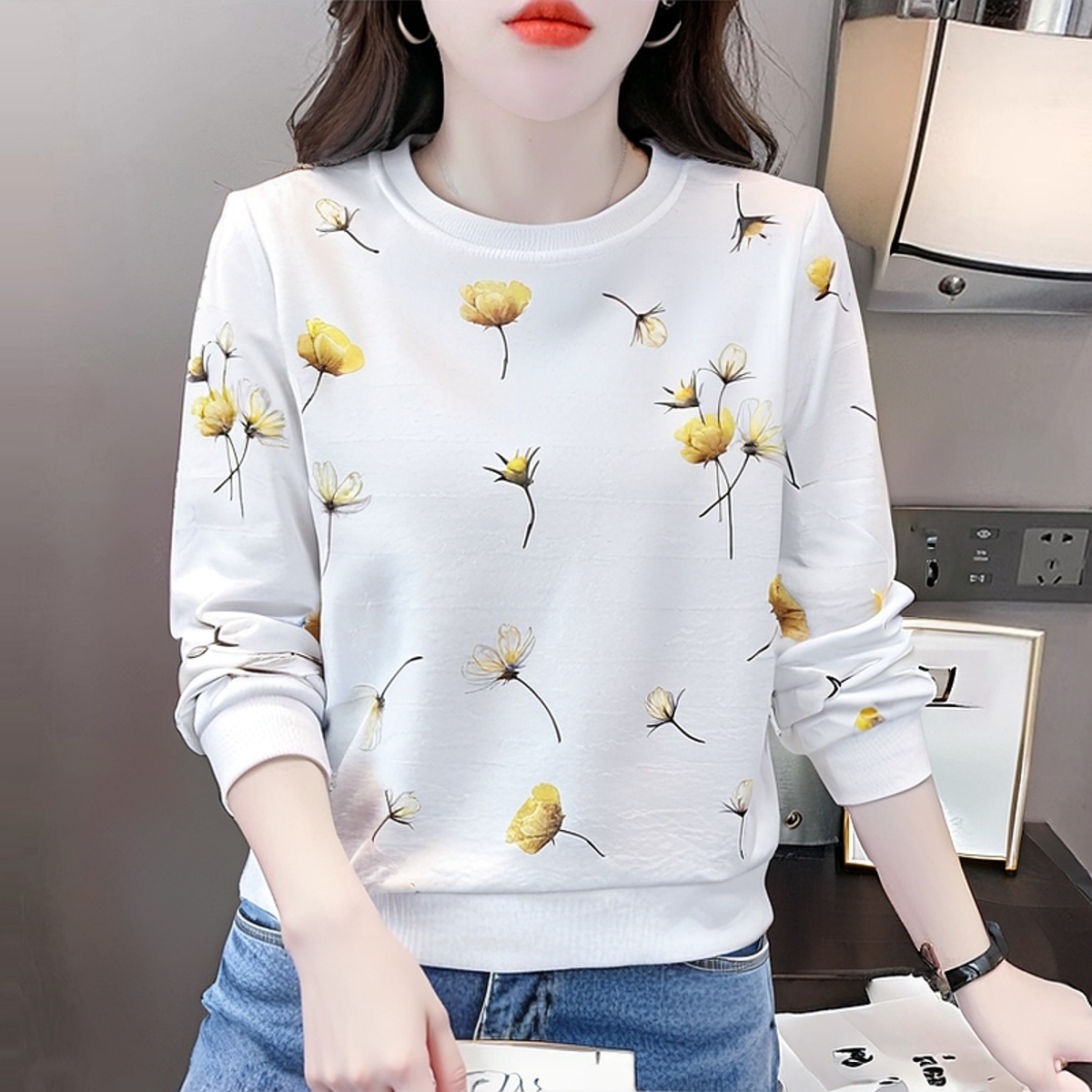 早秋纯棉圆领卫衣女装2025新款春秋时尚印花薄款外套长袖T恤上衣