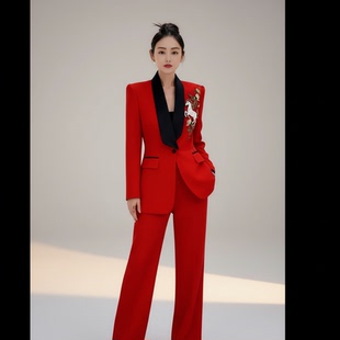 收腰女士早春款 25812 时尚 显瘦气质长袖 5红韵奔腾刺绣套装