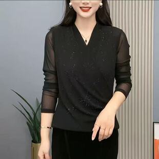 秋季新款妈妈装交叉V领烟花烫钻打底小衫Z洋气显瘦简约百搭上衣