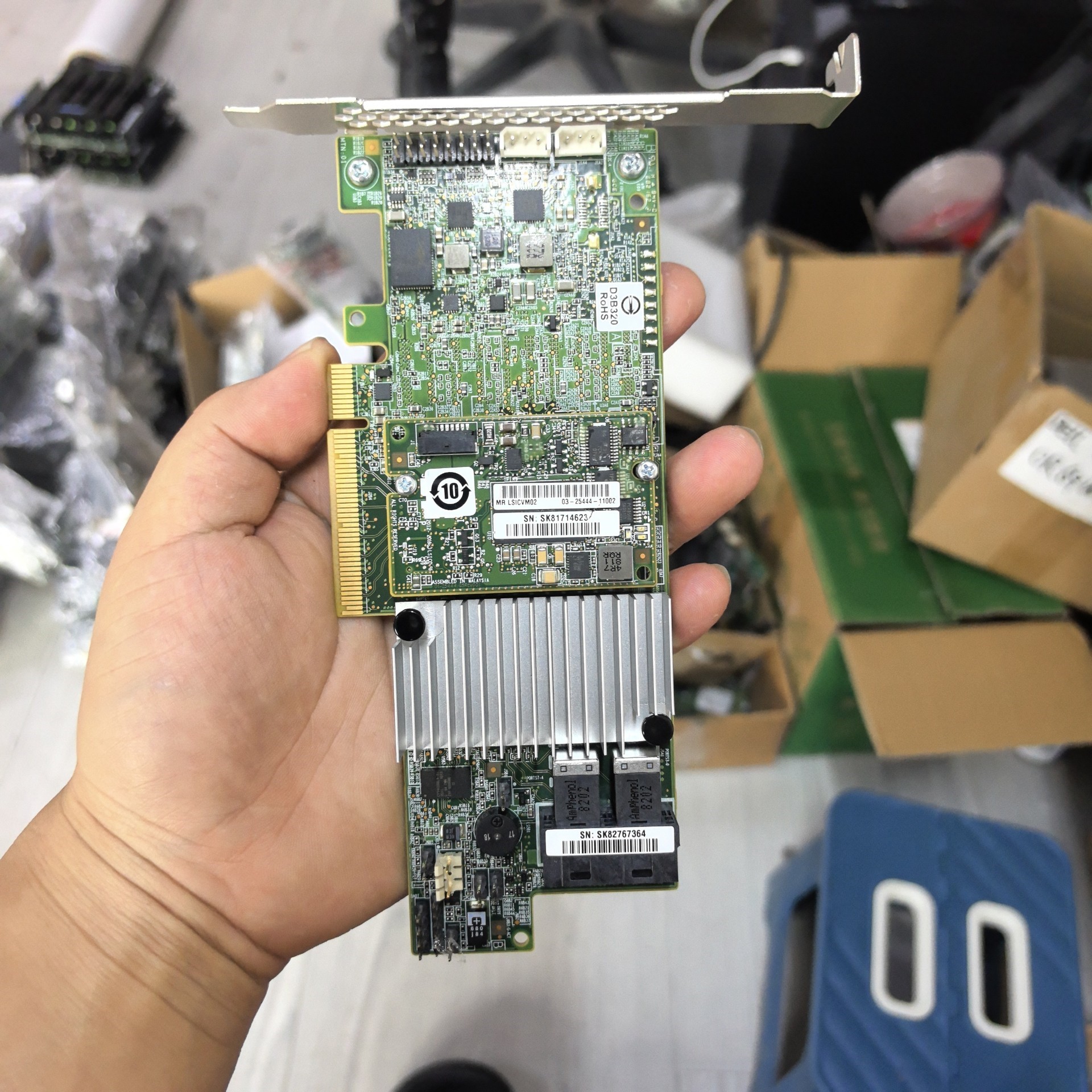 LSI 9361-8i 阵列卡 RAID卡 1G缓存 12G议价产品