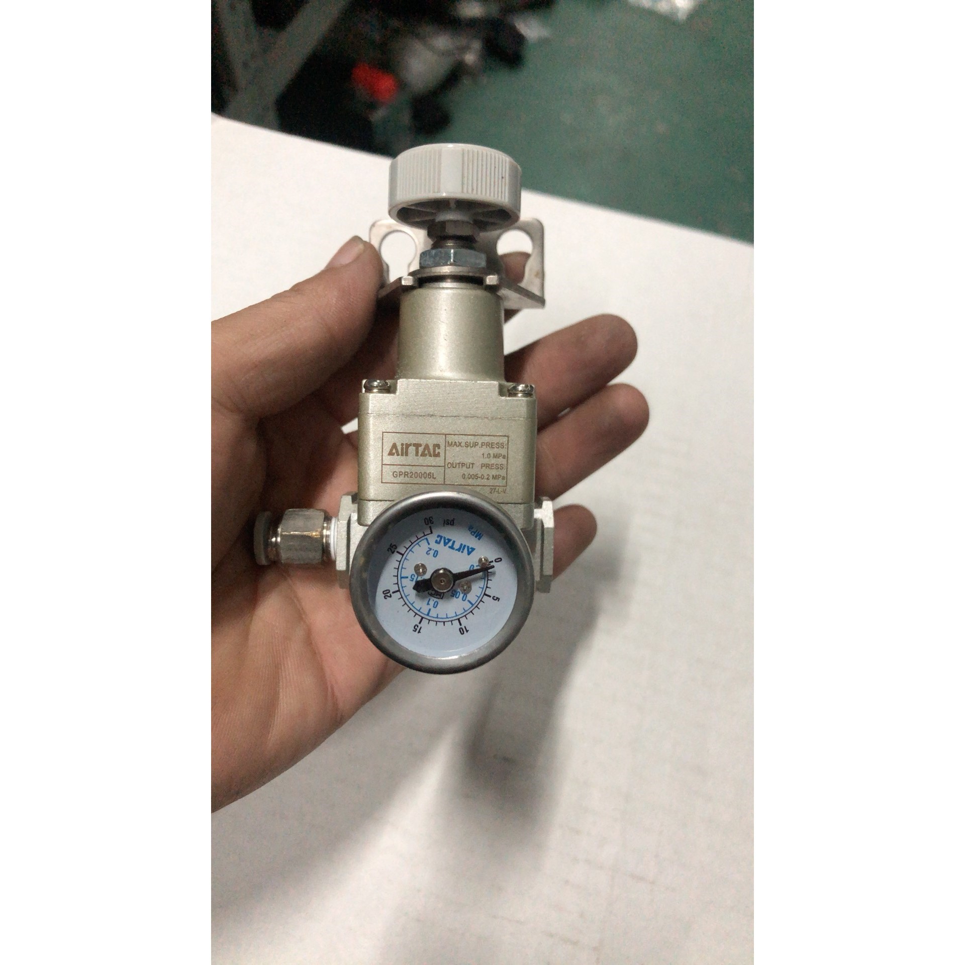 精密调压阀GPR20006L,带压力表显示议价产品