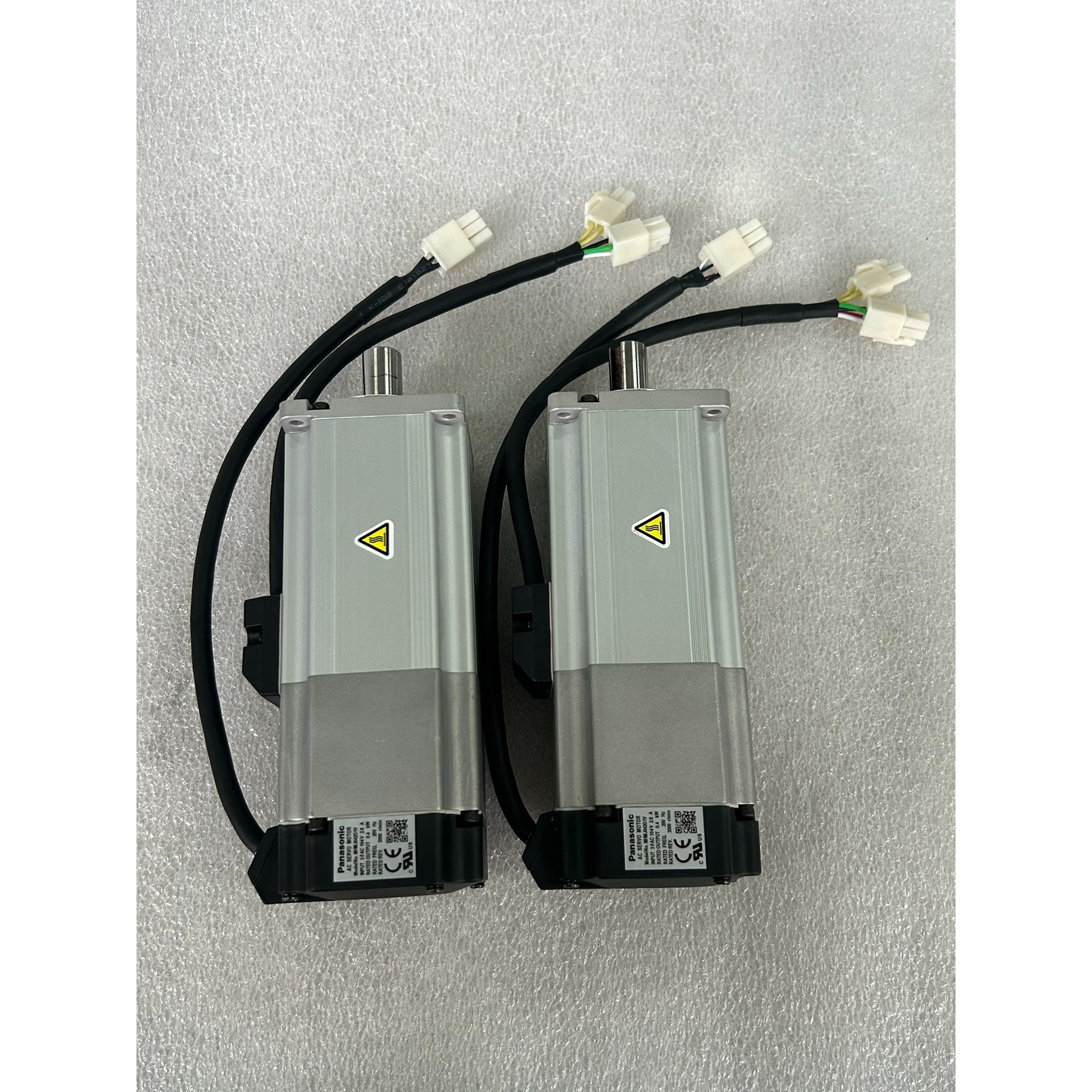 95新A5伺服电机MHMJ042G1V 400W带刹车,议价产品