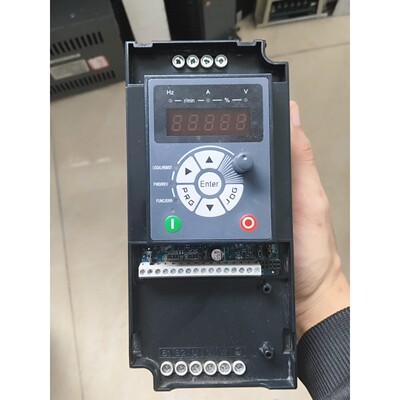 众辰变频器T9400-3R7G/5R5P议价产品