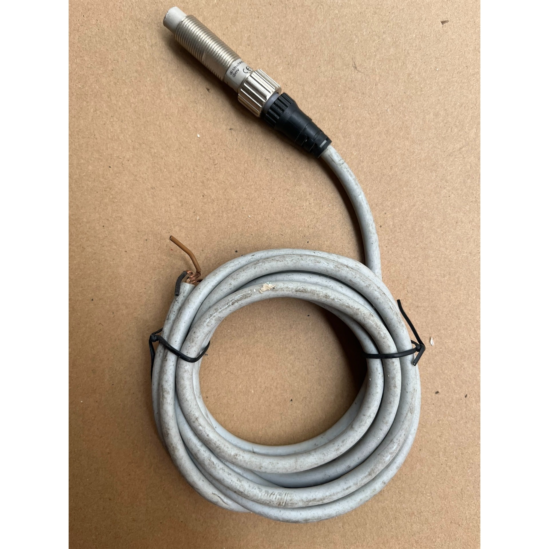 E2E-X8MD1-M1,成色看图 一个45元包邮出议价产品