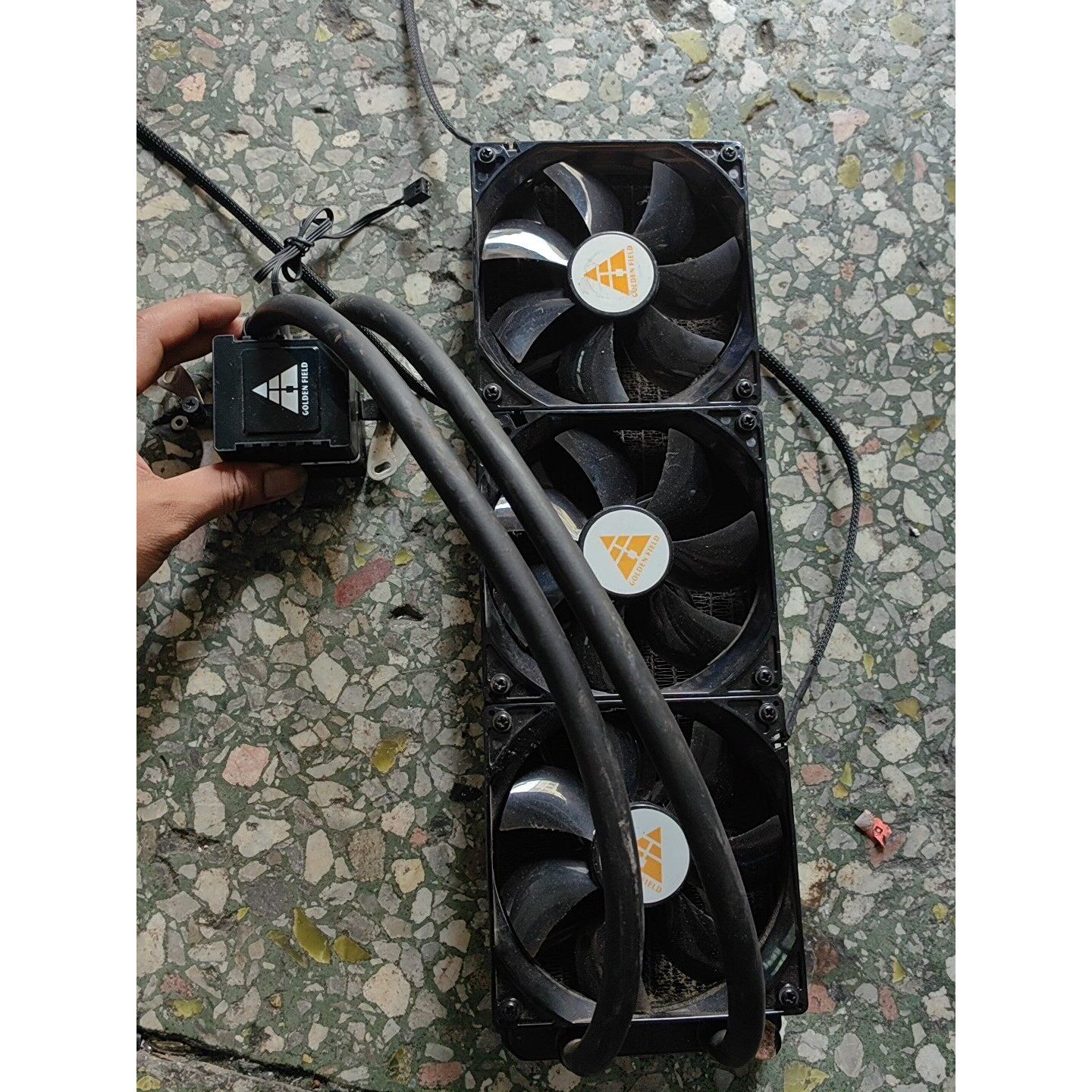 金河田寒冰360水冷散热器RGBd带灯效关联利民