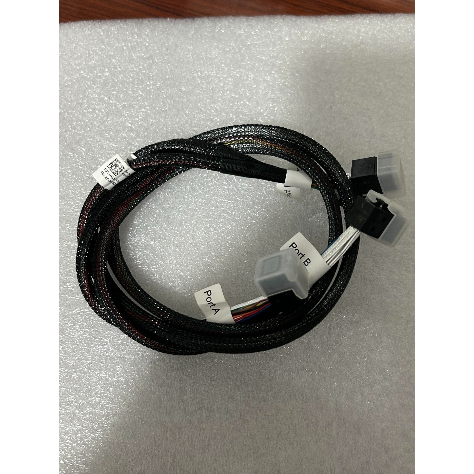 原装12GB SAS线 SFF-8643转12GB 数据线阵