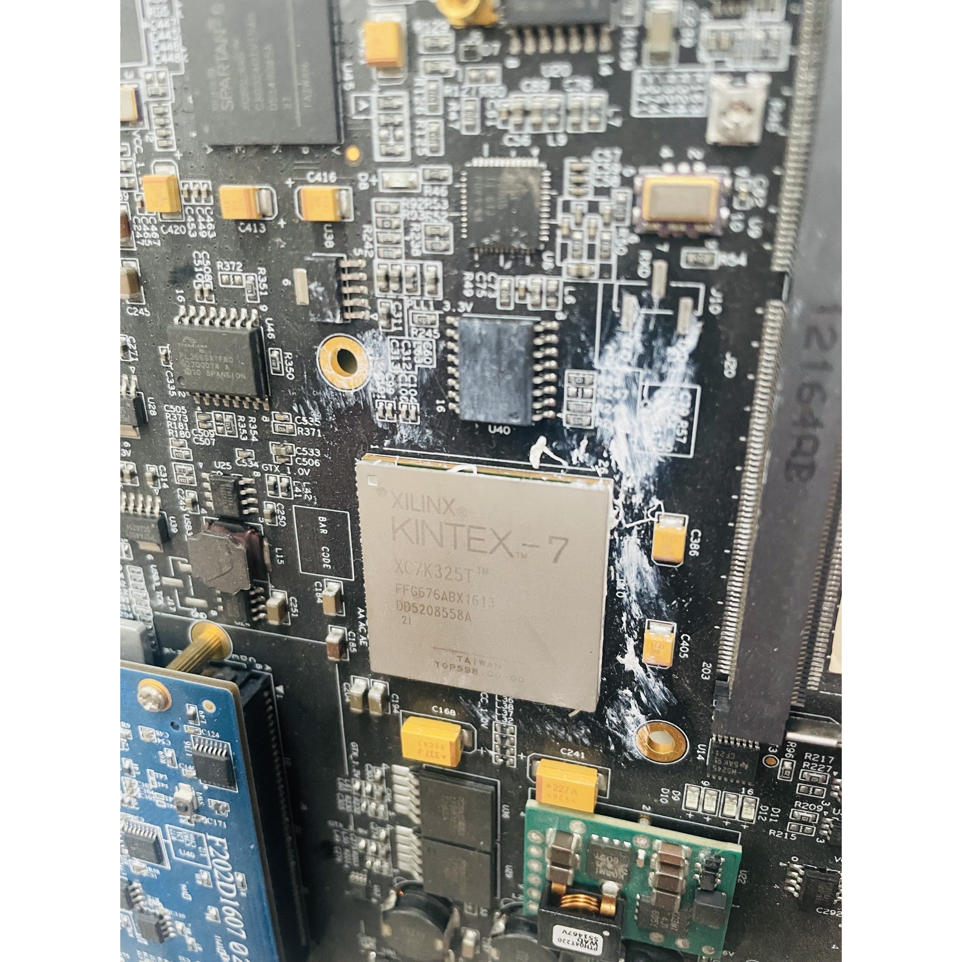 XILINX KINTEX-7 XC7K325T FPGA芯议价产品