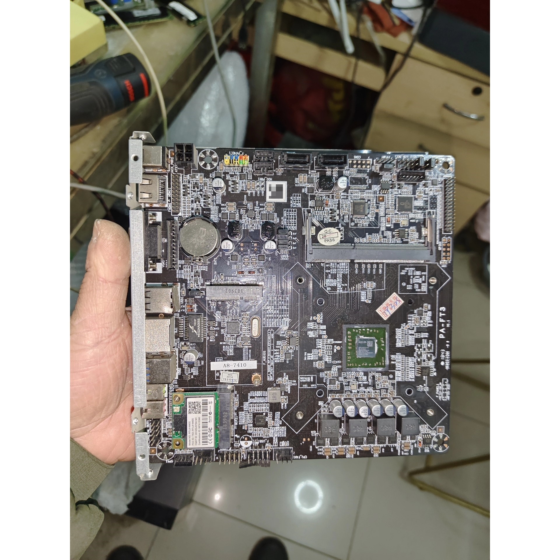 工控机,一体机itx 17x17一体机主板 ,A8-7410议价产品